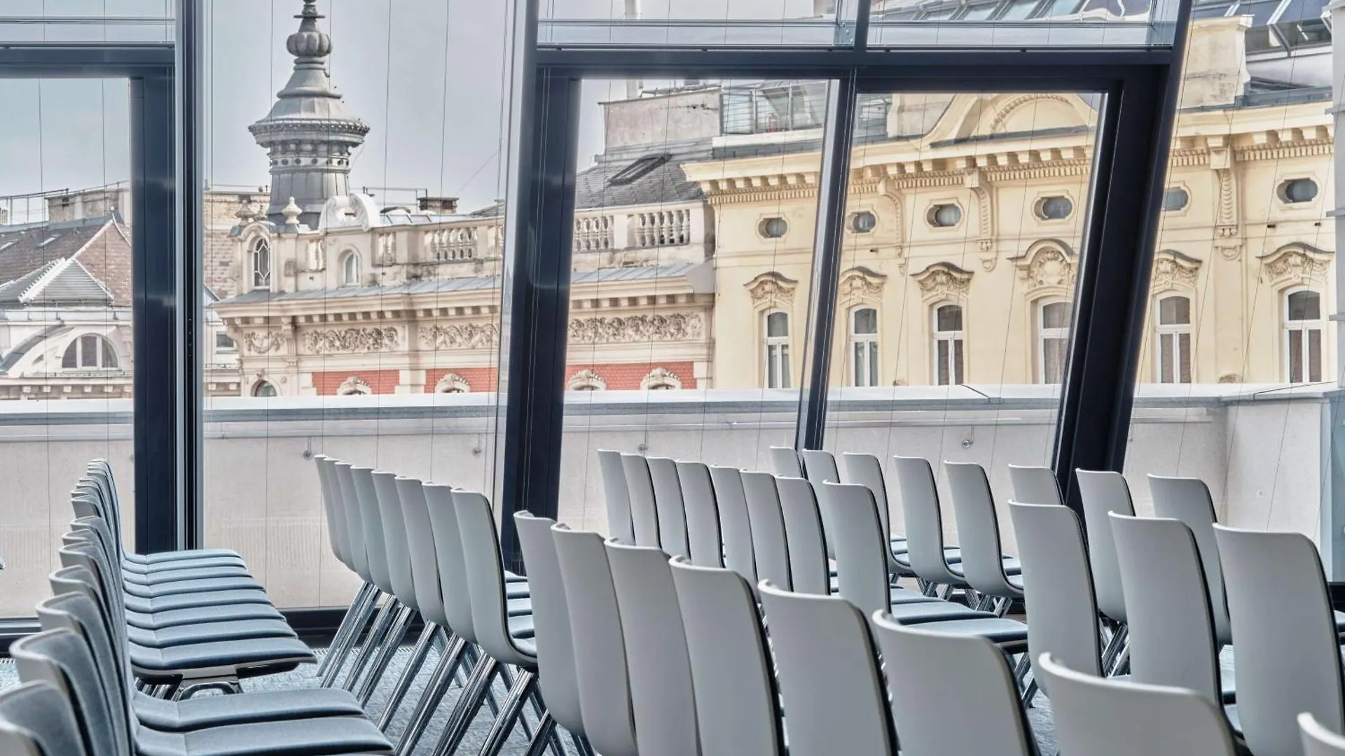 **** Hotel Radisson Blu Das Triest Hotel, Viena Austria