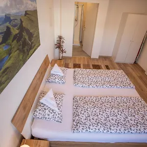 Apartment Deluxe New Center Innsbruck