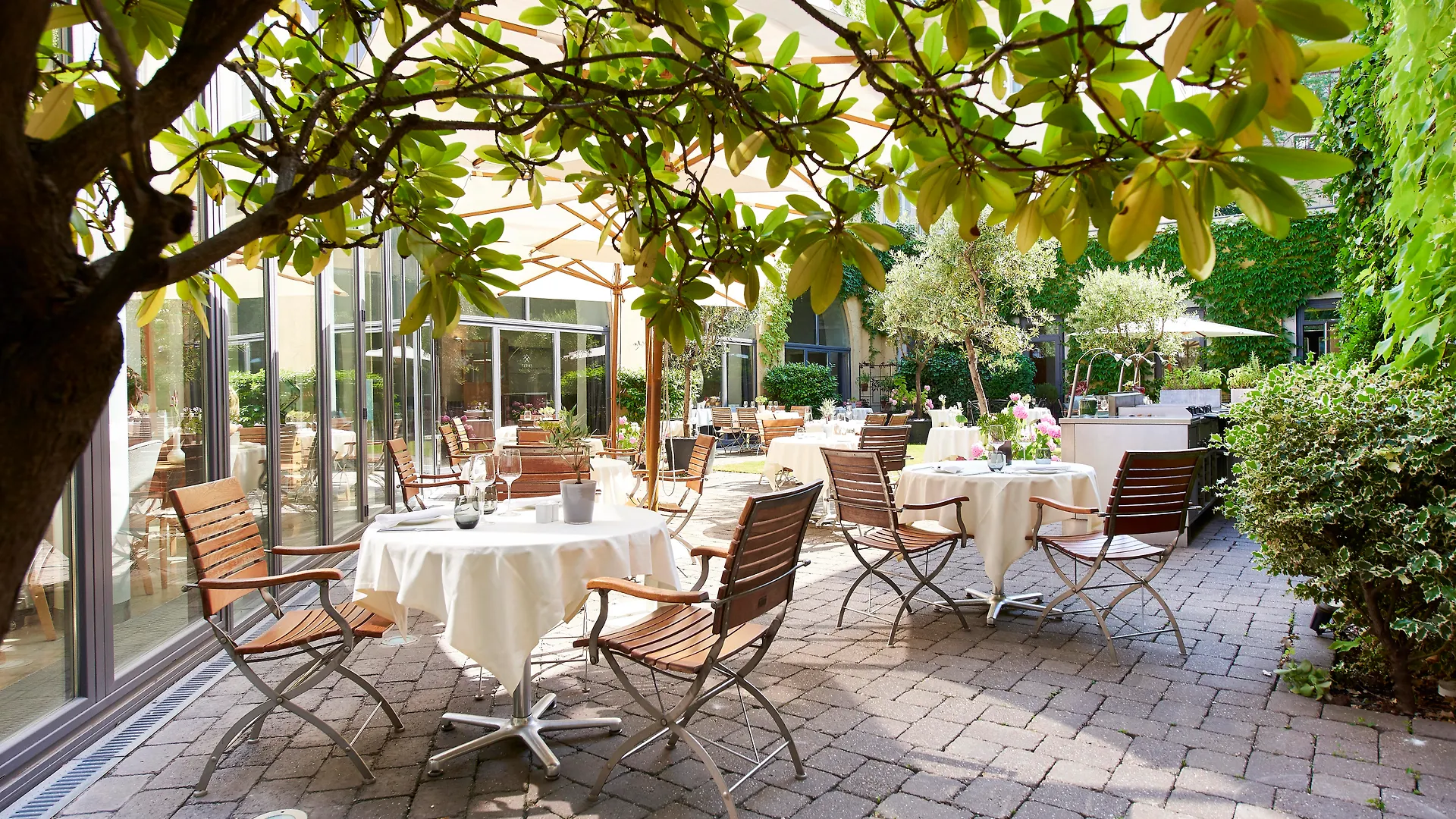 Radisson Blu Das Triest Hotel, וינה מלון